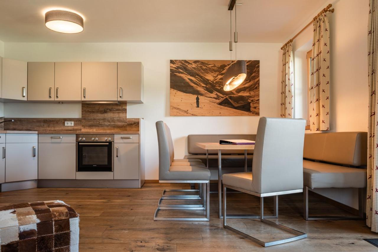 Alpin Residenzen Panoramabahn By Alpina-Holiday Hollersbach im Pinzgau Eksteriør bilde
